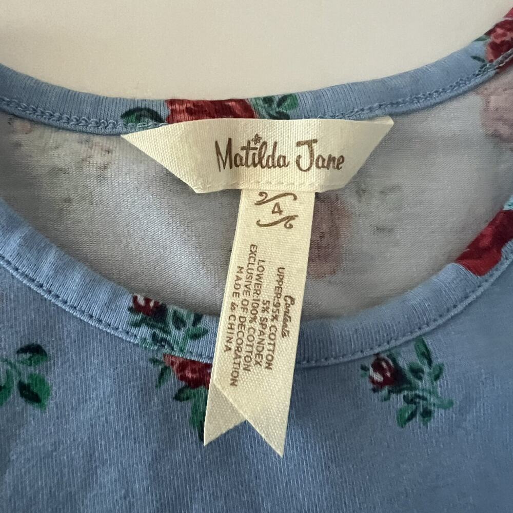 ⚠️LAST CALL ⚠️ 
Matilda Jane Feeling Festive Top - Picture 2 of 7